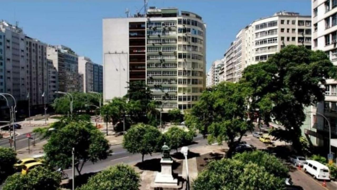Copacabana Rua Tranquila E Arborizada Perto De Tudo Posto 2 Рио-де-Жанейро Экстерьер фото